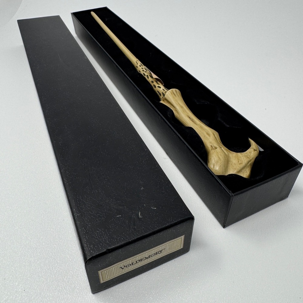 Harry Potter Lord Voldemort Wand Warner Bros Studio Tour London Collectible